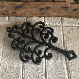 9” Solid Black vintage cast iron footed metal trivet hot plate Family Tree (24)